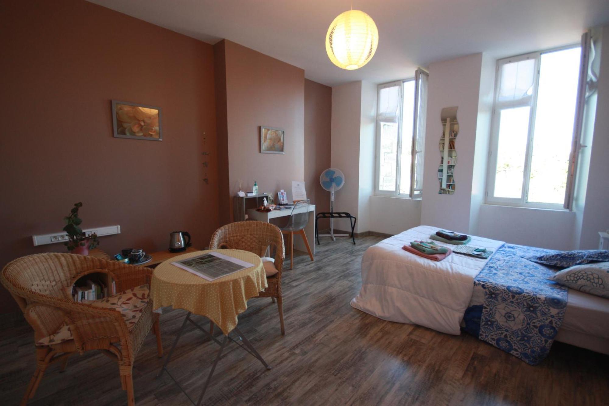 La Belle Etoile Bed and Breakfast Saintes Exteriör bild